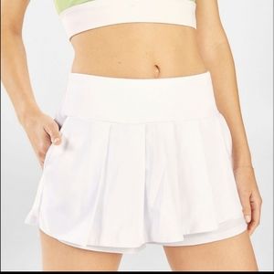 NWT Fabletics White Woven Skirt - Size L (10/12)